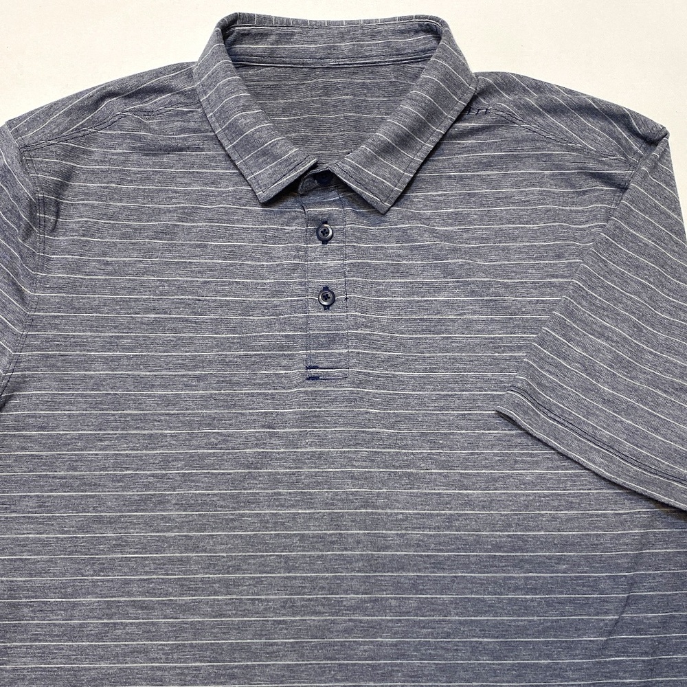 Lululemon Athletic Stretch Short Sleeve Polo Shirt Mens Size M?